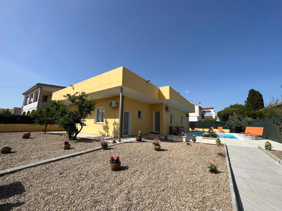 Casa Vacanze Mare Fuori Capoterra Exterior photo